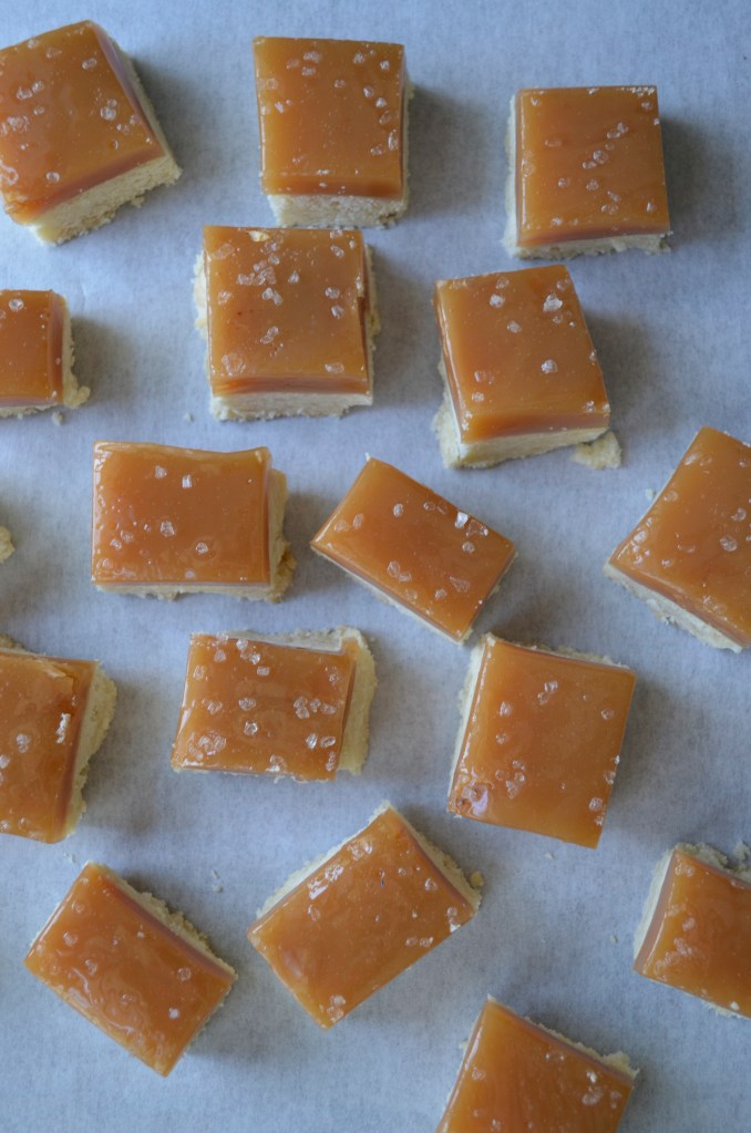 salted caramel shortbread cookies